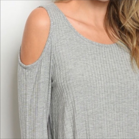 Cold Shoulder Gray Top - Picture 4 of 4